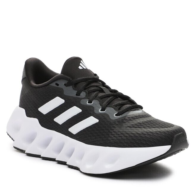 

Кроссовки adidas SwitchRun, черный