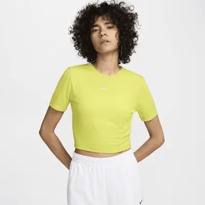

Футболка Nike Sportswear Essential, цвет Bright Cactus/White