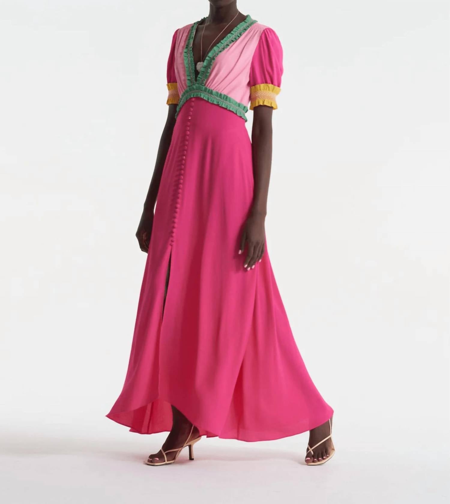 

Платье Lea Smocked в цвете фламинго Saloni, цвет flamingo