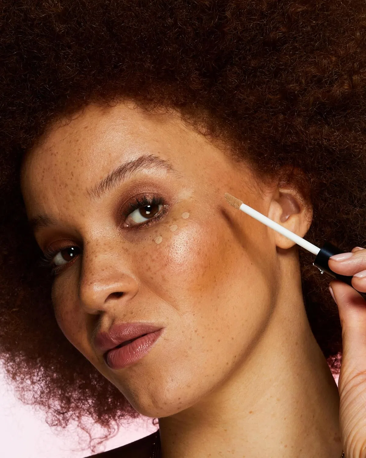 Стойкий консилер Sleek Makeup In Your Tone Longwear Concealer 3W 7 мл ‎Sleek — фото 3