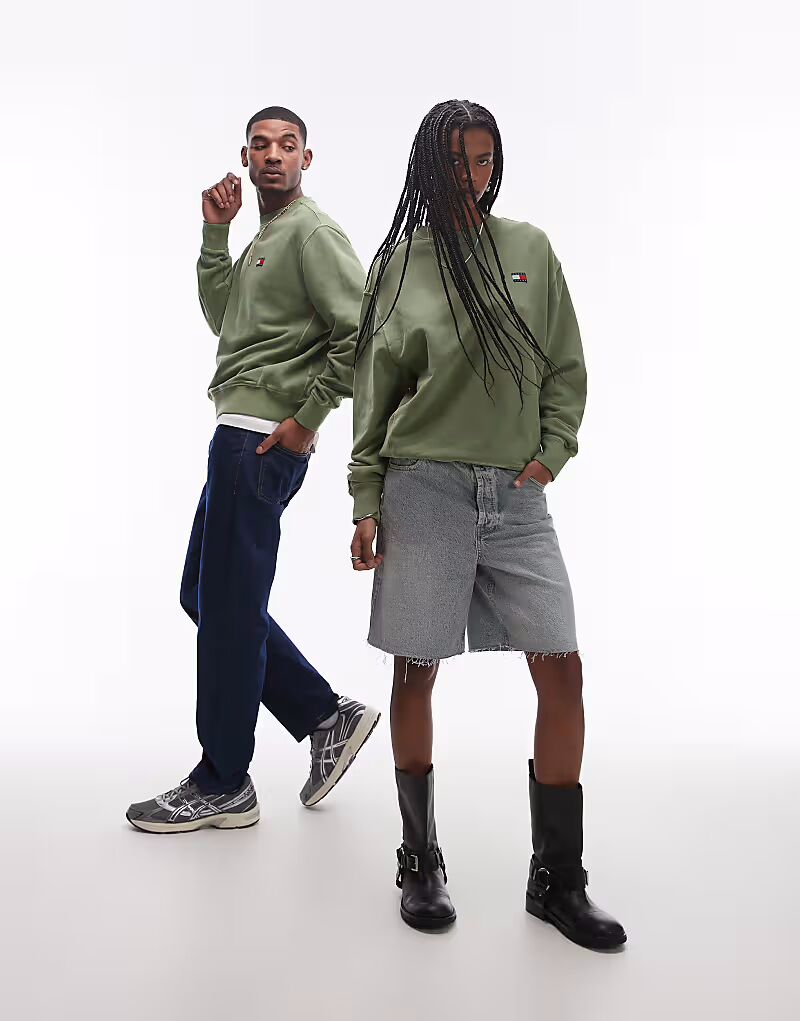 

Толстовка унисекс Tommy Jeans с эмблемой в выцветшем зеленом цвете