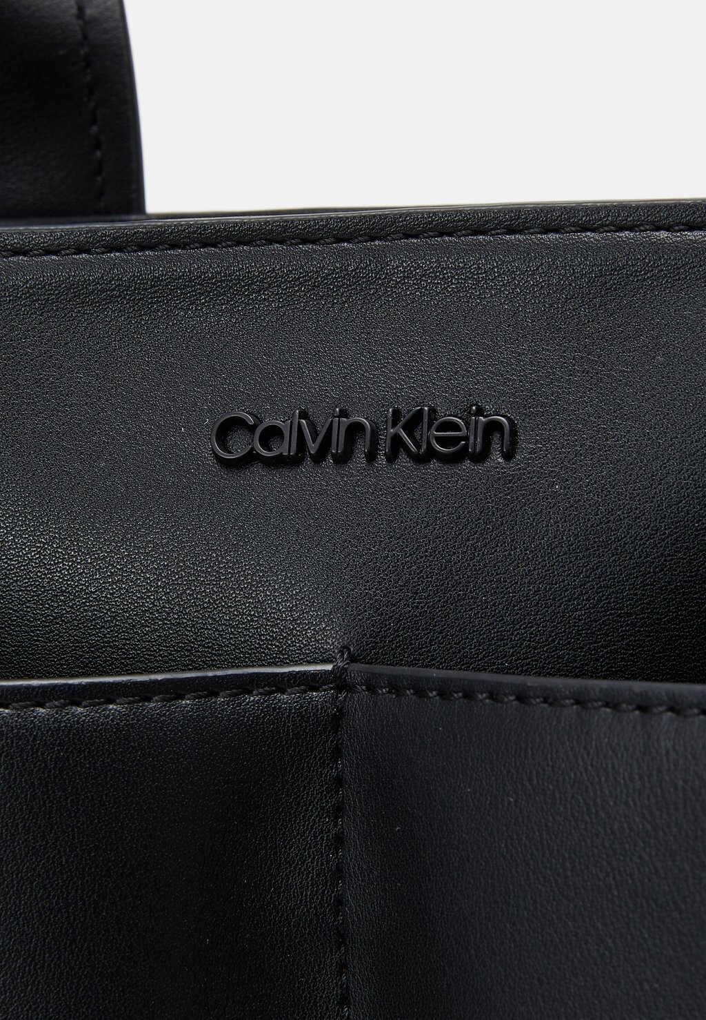 

Сумка для покупок CLEAN ESSENTIAL TOTE UNISEX Calvin Klein, черный
