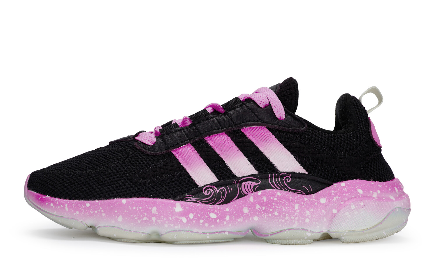 

Кроссовки adidas originals Haiwee Lifestyle Shoes Unisex Low-top Black/Fuchsia, черный/фуксия