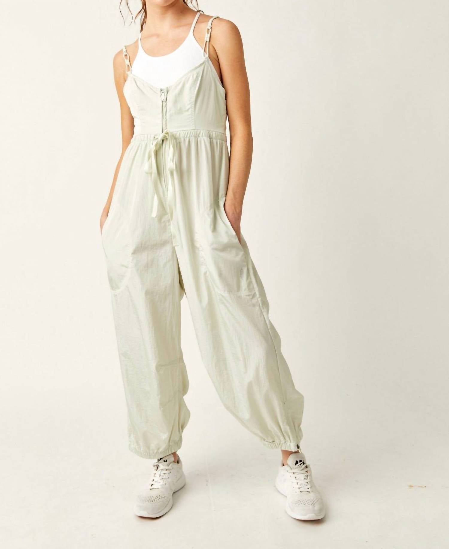 

Боди-комбинезончик Down To Earth In Summer Mist Free People
