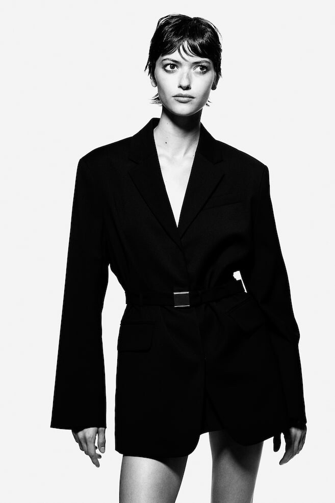 

Блейзер с поясом H&M, черный
