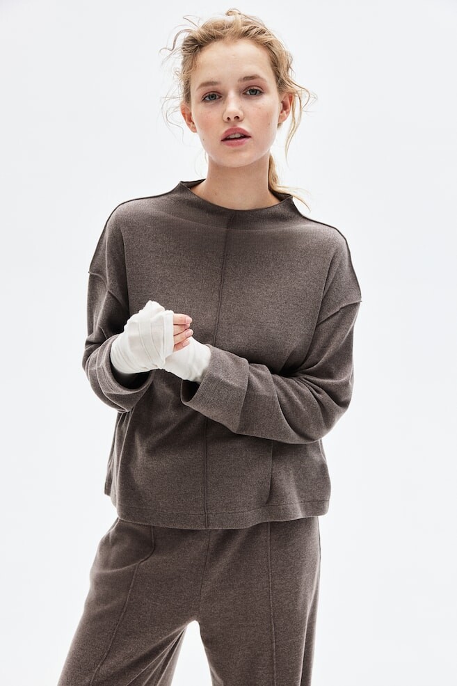 

Свитер тонкой вязки H&M, бежевый