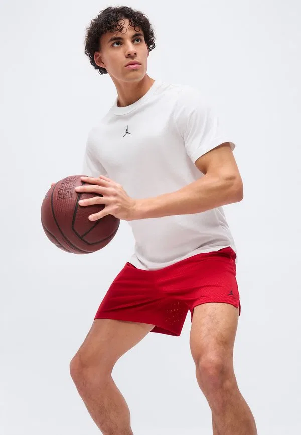 Спортивные шорты, необходимые для занятий спортом Jordan, Gym Red — фото 4