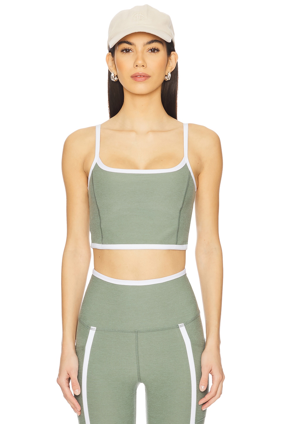 

Spacedye new moves высокий укороченный топ Beyond Yoga, grey sage heather & cloud white