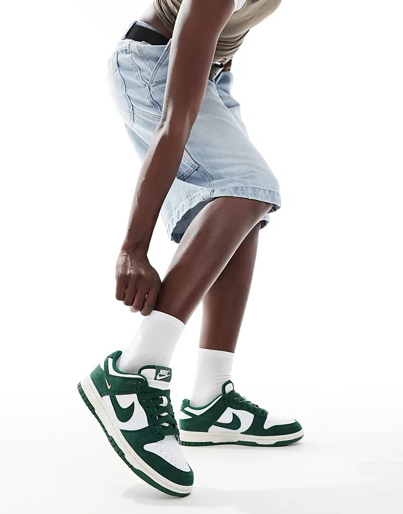 Кроссовки Nike Dunk Low белого и зеленого цветов — фото 4