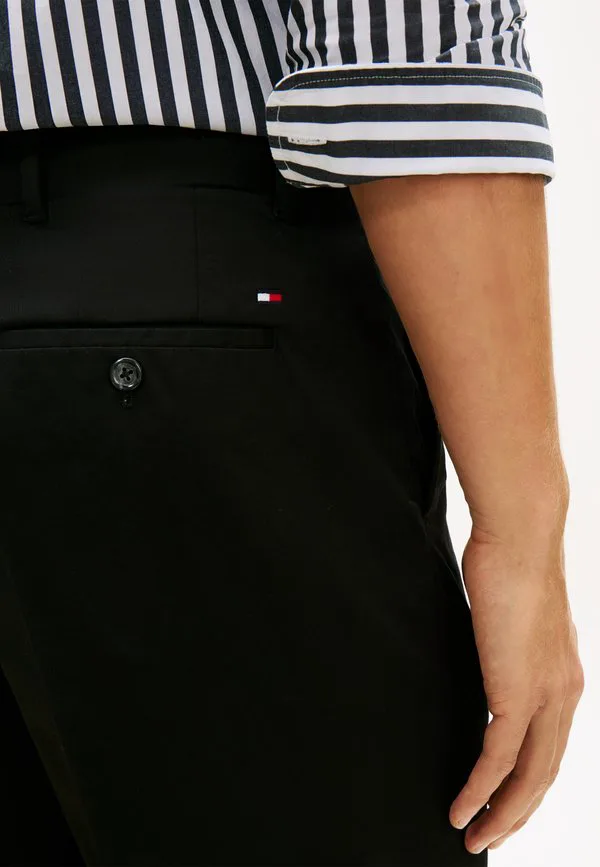 Бруклинские атласные узкие шорты-чиносы Tommy Hilfiger, Black — фото 4