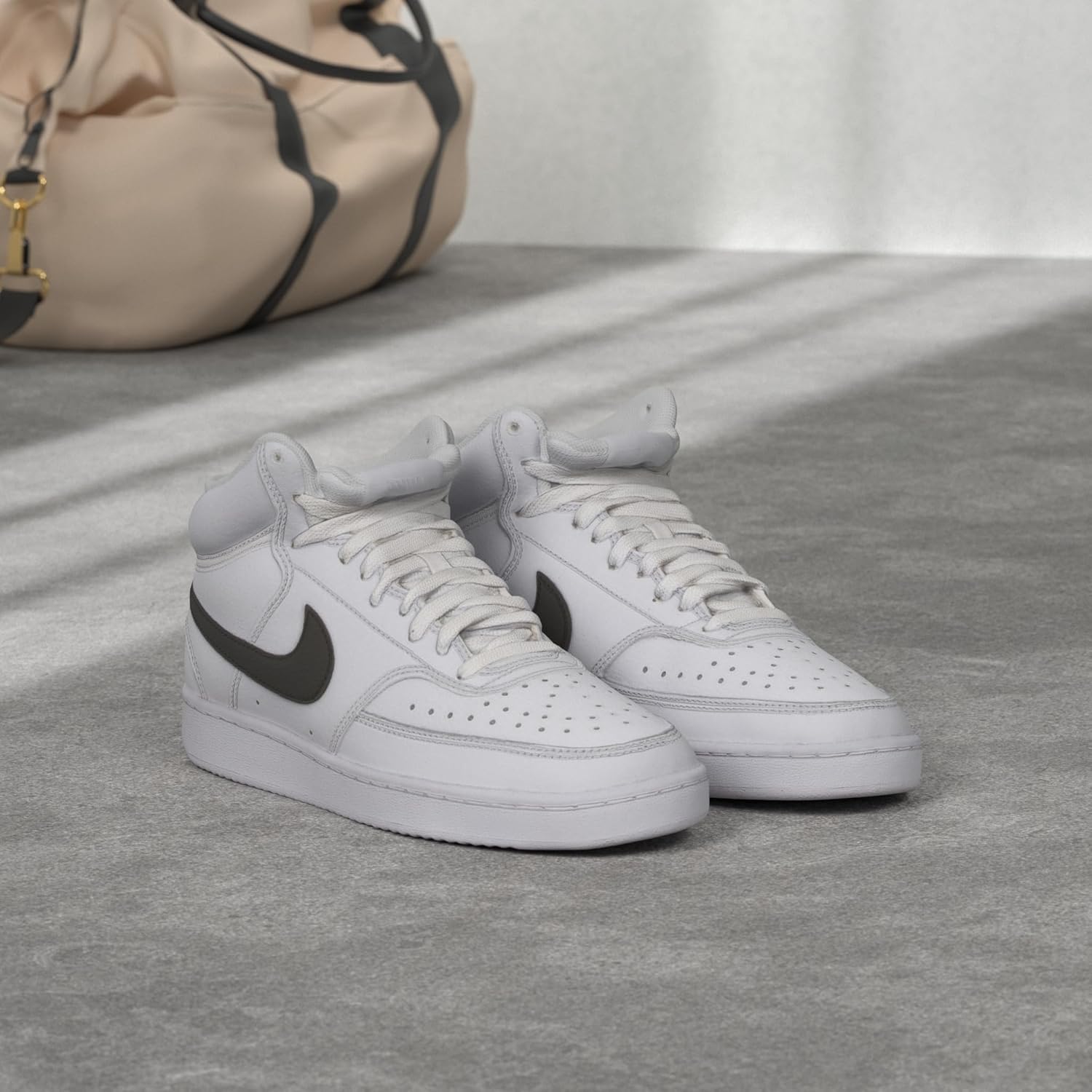 Мужские кроссовки Nike Court Vision Mid Next Nature, белый — фото 2