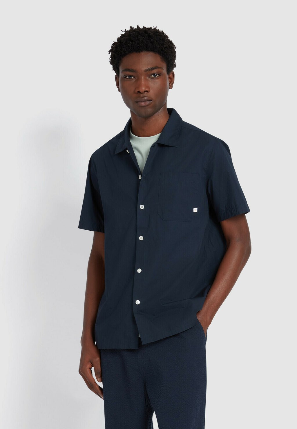 

Рубашка OSSIE SHORT SLEEVE PAPER TOUCH SHIRT Farah, темно-синий