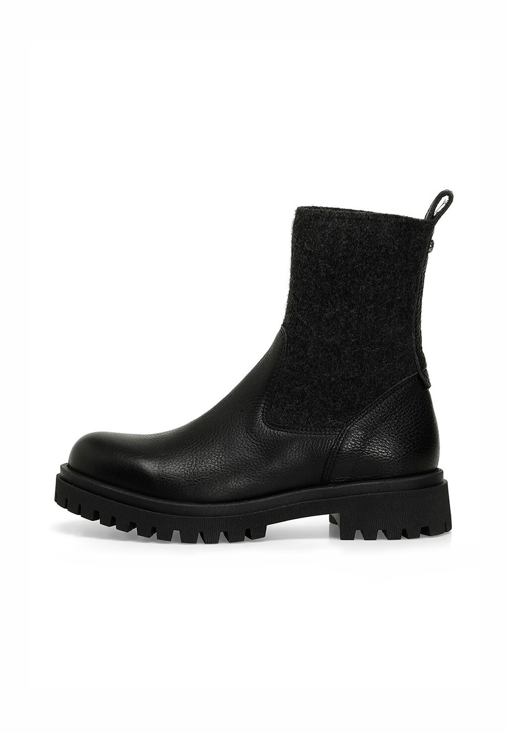 

Ботильоны на платформе FERNO 4PR Nine West, черный