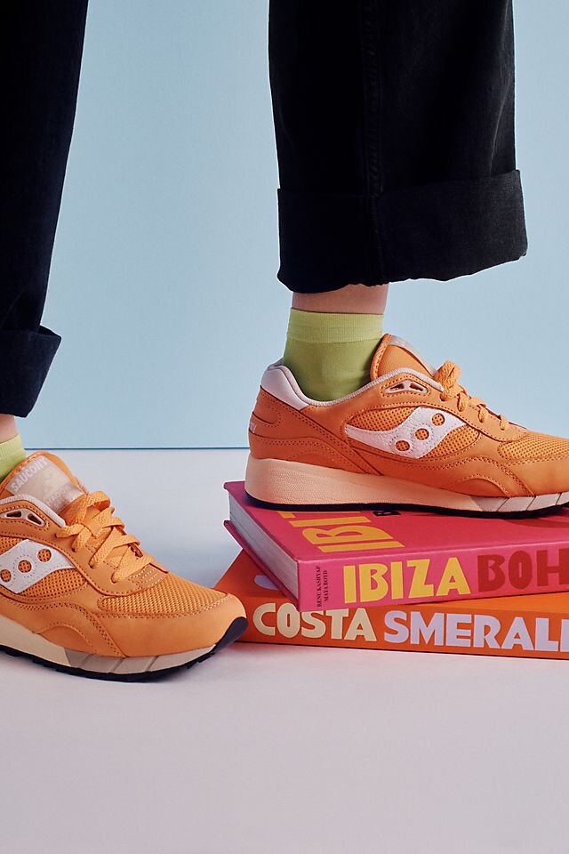 

Кроссовки Saucony Shadow 6000, оранжевый/белый