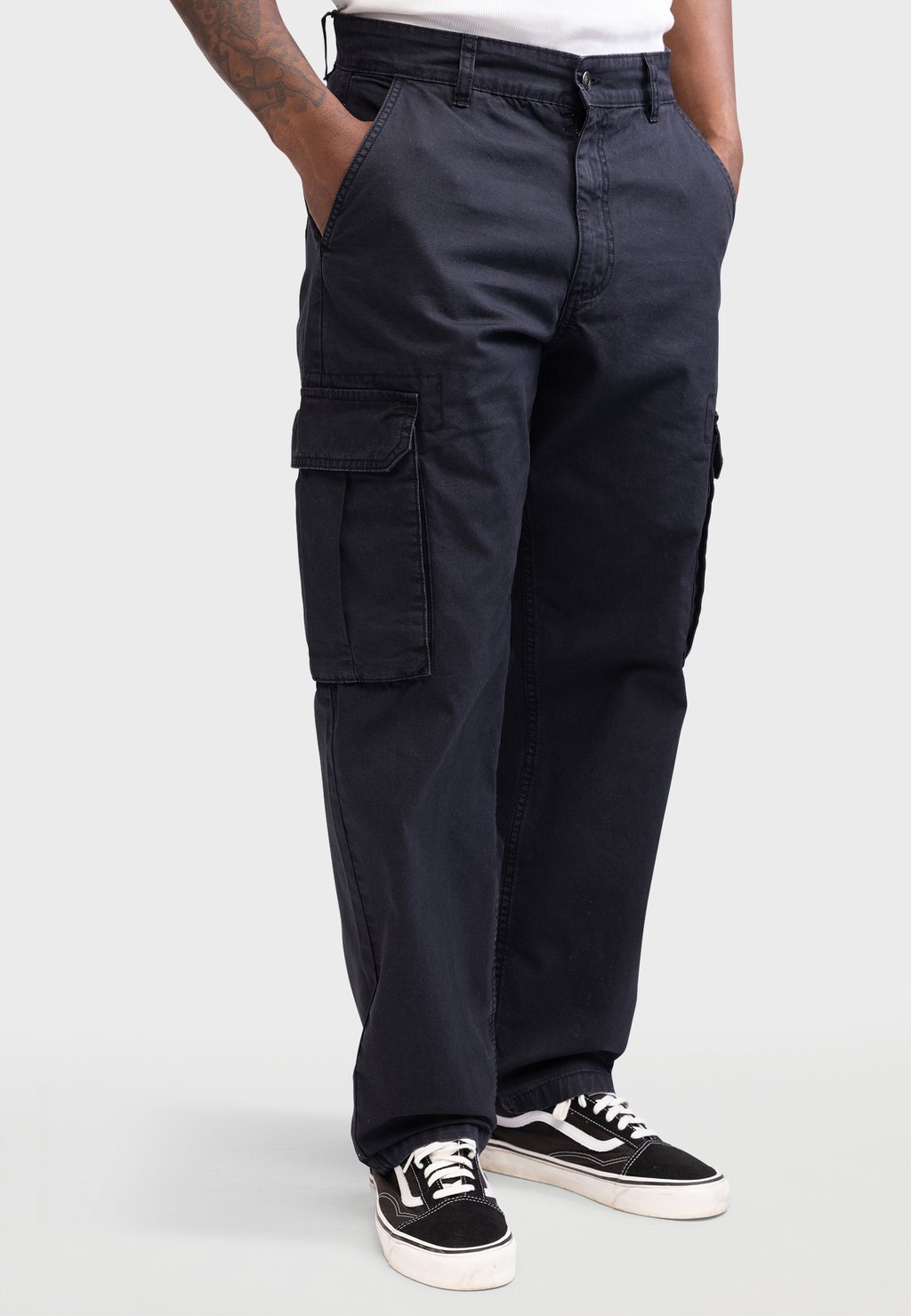 

Брюки карго RICKY COMFORT FIT Redefined Rebel, черный