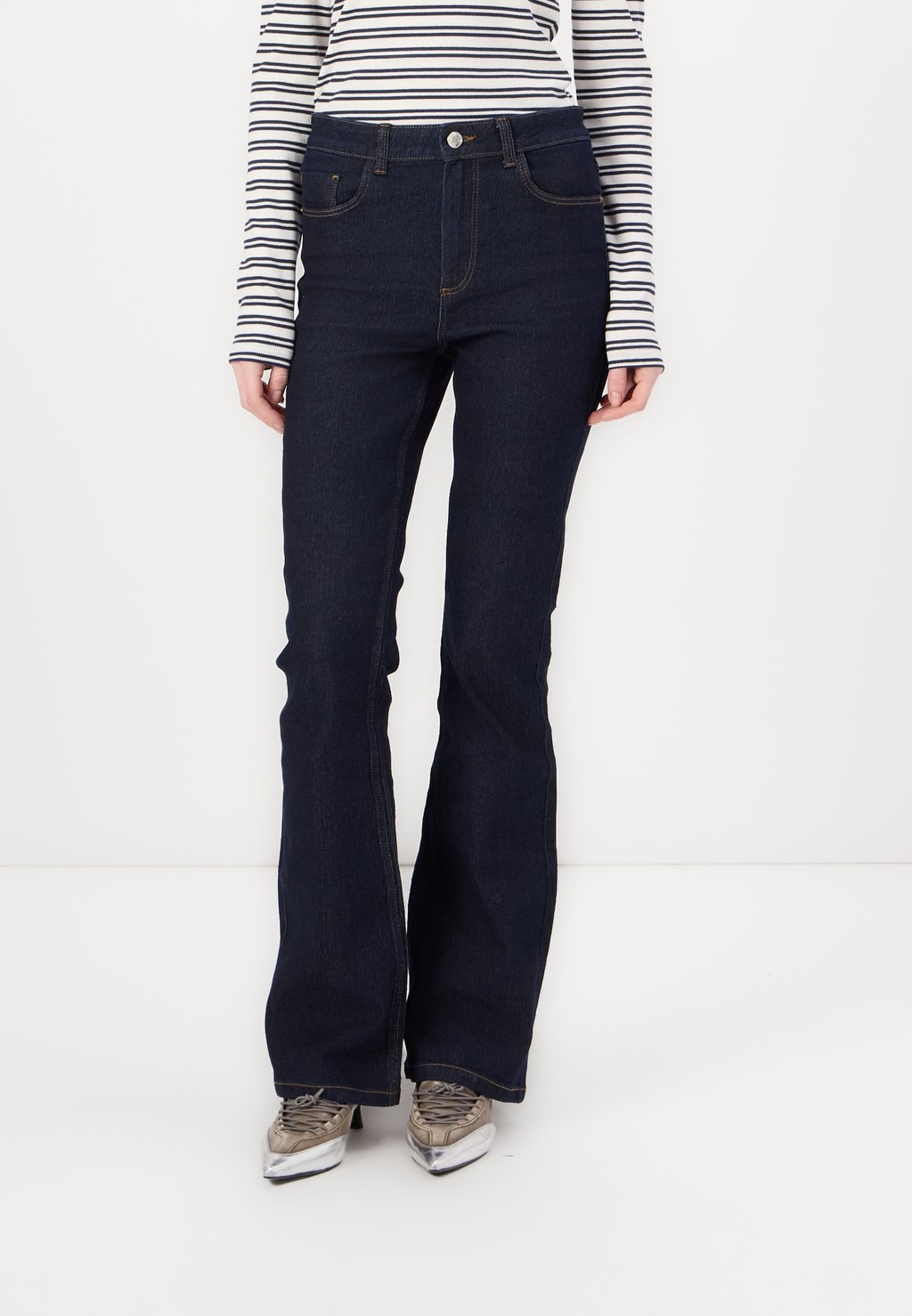 

Расклешенные джинсы VMLIV FLARED Vero Moda, цвет Dark Blue Denim