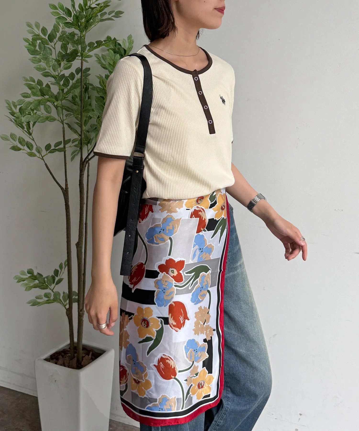 Женская футболка U.S. POLO ASSN. с контрастной отделкой — фото 3
