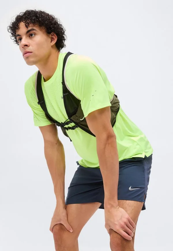 Спортивная футболка stride Nike Performance, Volt Ice — фото 4