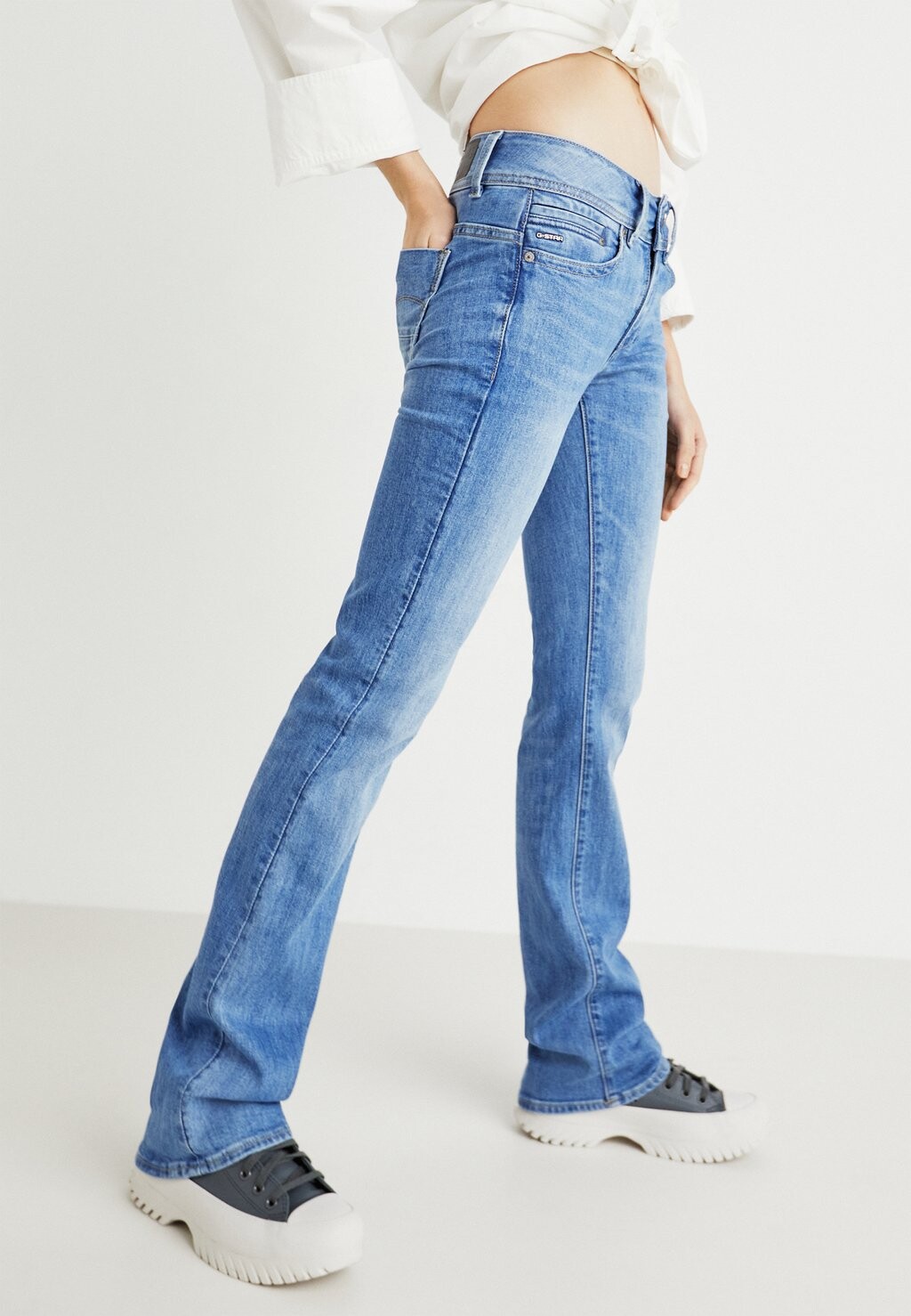 

Джинсы Bootcut MIDGE MID WAIST G-Star, голубой деним