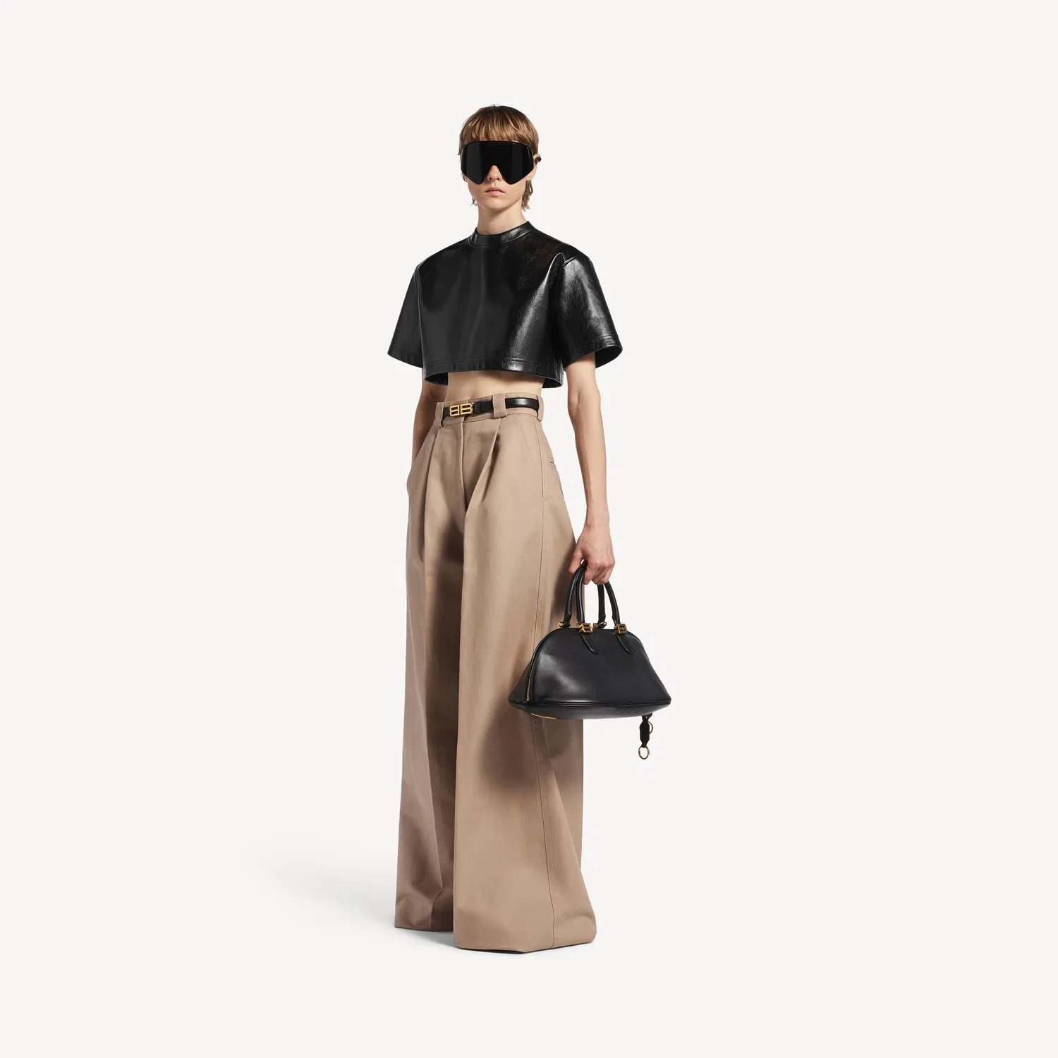 Женская укороченная футболка черного цвета BALENCIAGA, черный — фото 2