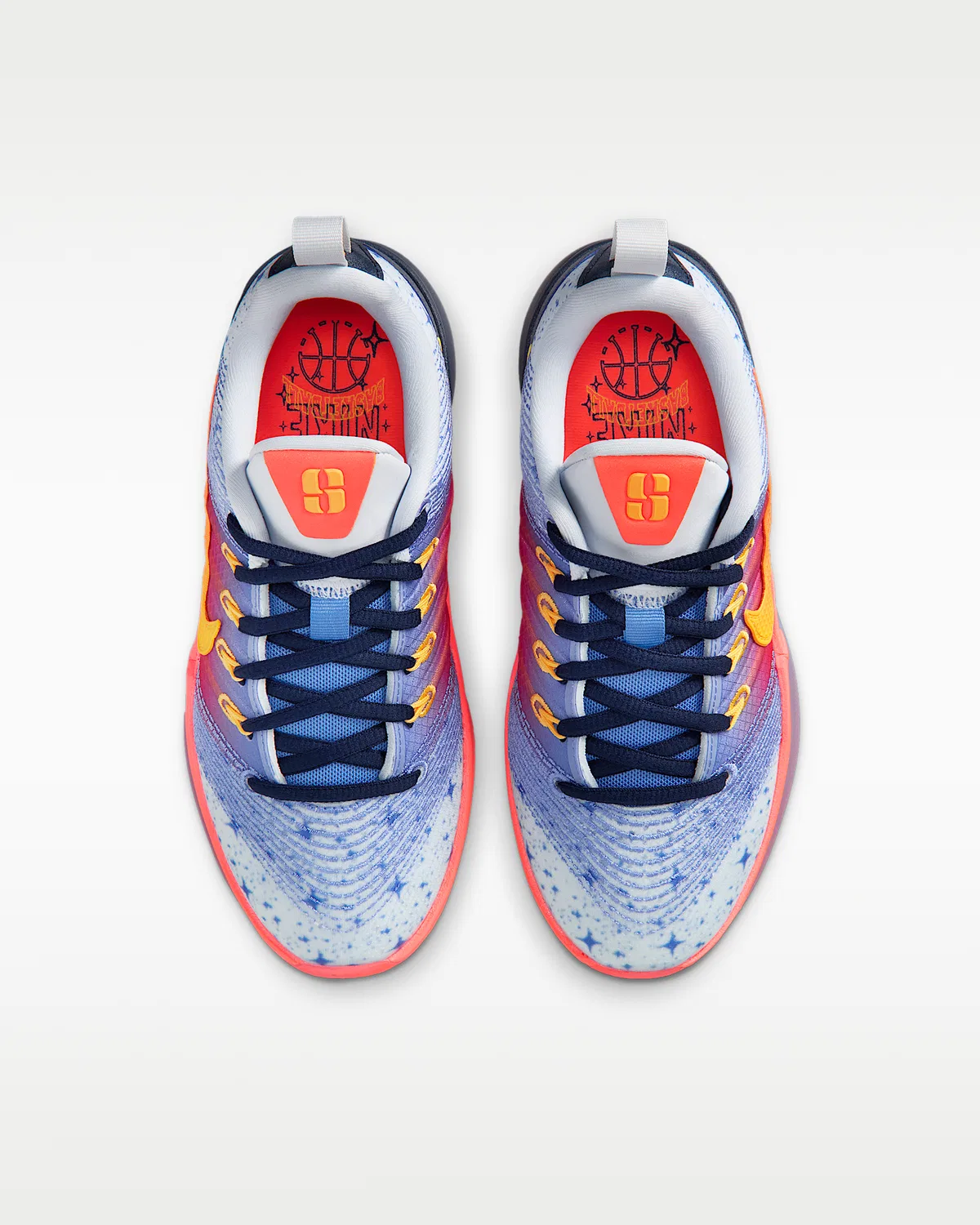 Детские баскетбольные кроссовки Sabrina 3 SE, Football Grey/Royal Pulse/Hot Lava/Topaz Gold — фото 4
