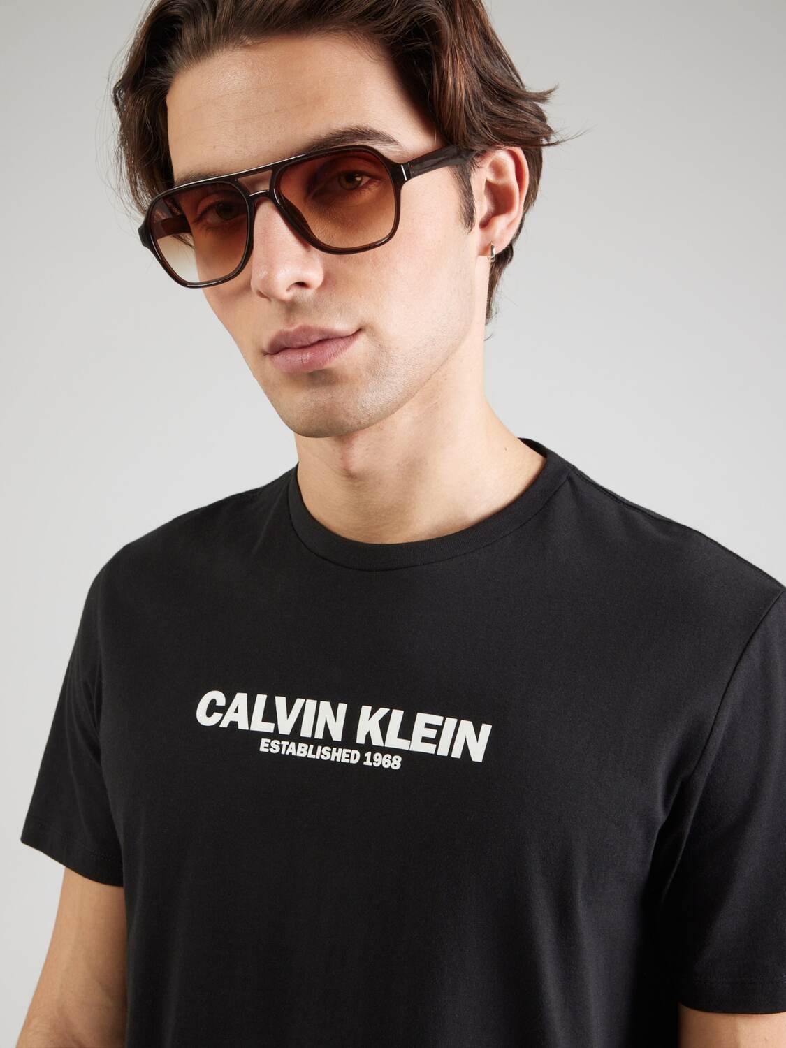 Calvin Klein Футболка '30s' в черном цвете — фото 2