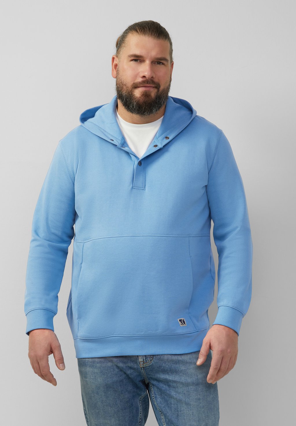 

Толстовка MIT KÄNGURUTASCHEN UND DRUCKKNÖPFEN - Hoodie s.Oliver, синий