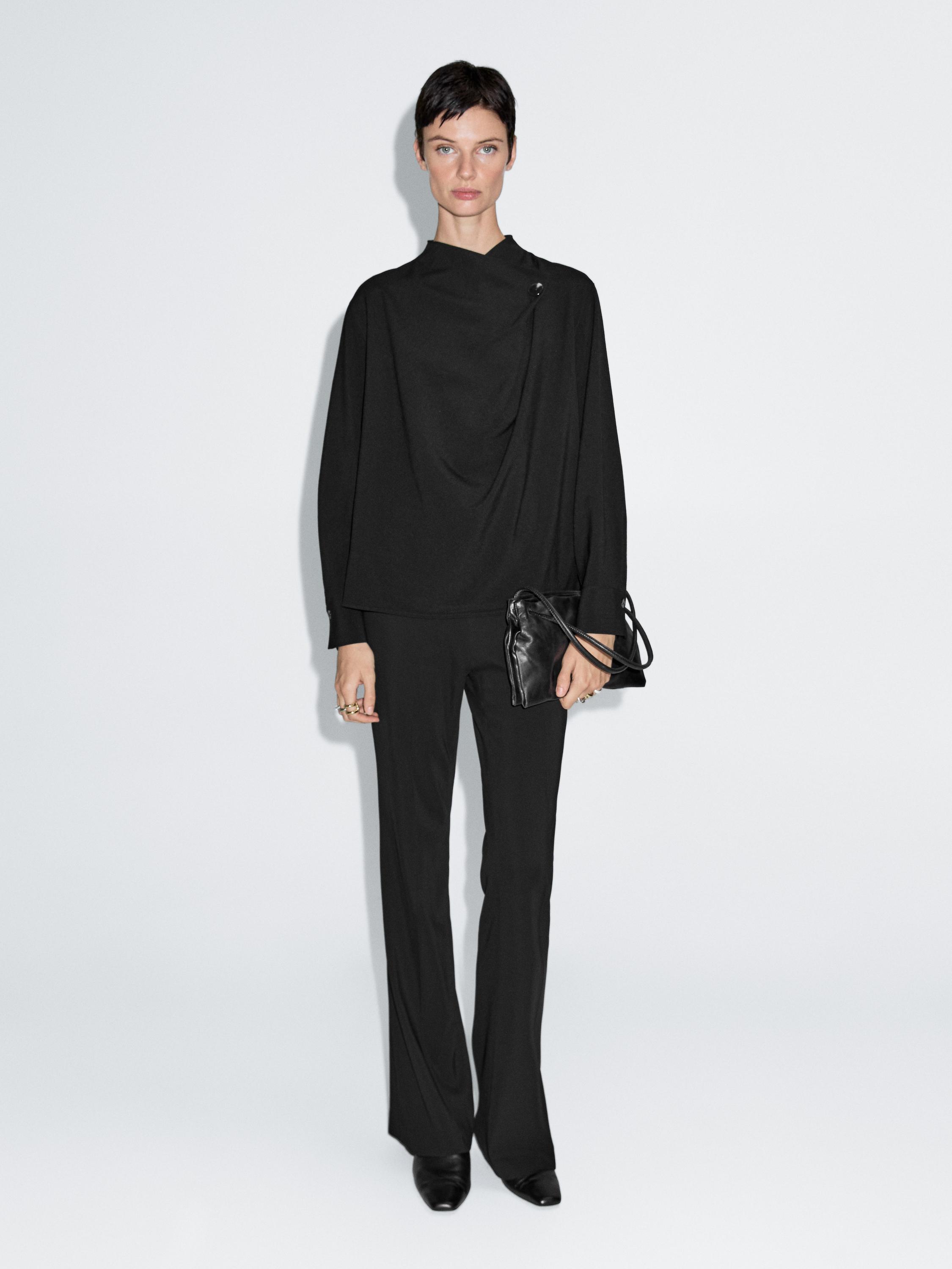 

Блузка с перекрещивающимися деталями и пуговицей Massimo Dutti, черный