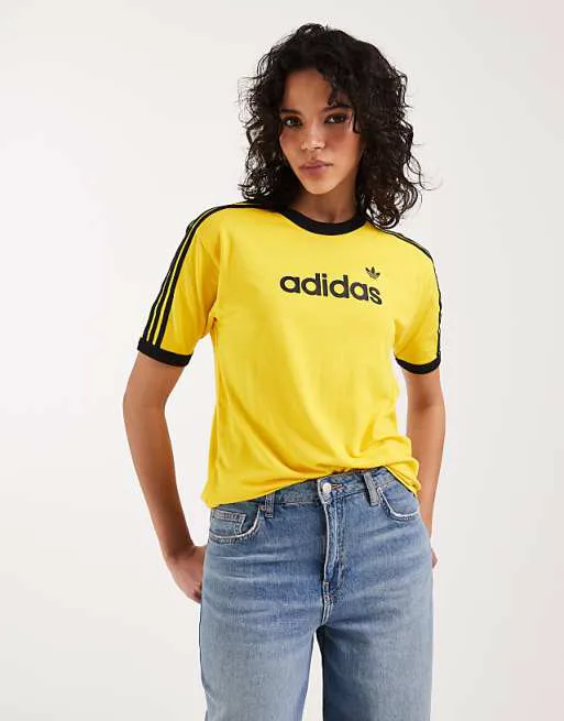 Желто-черная футболка с логотипом adidas Originals