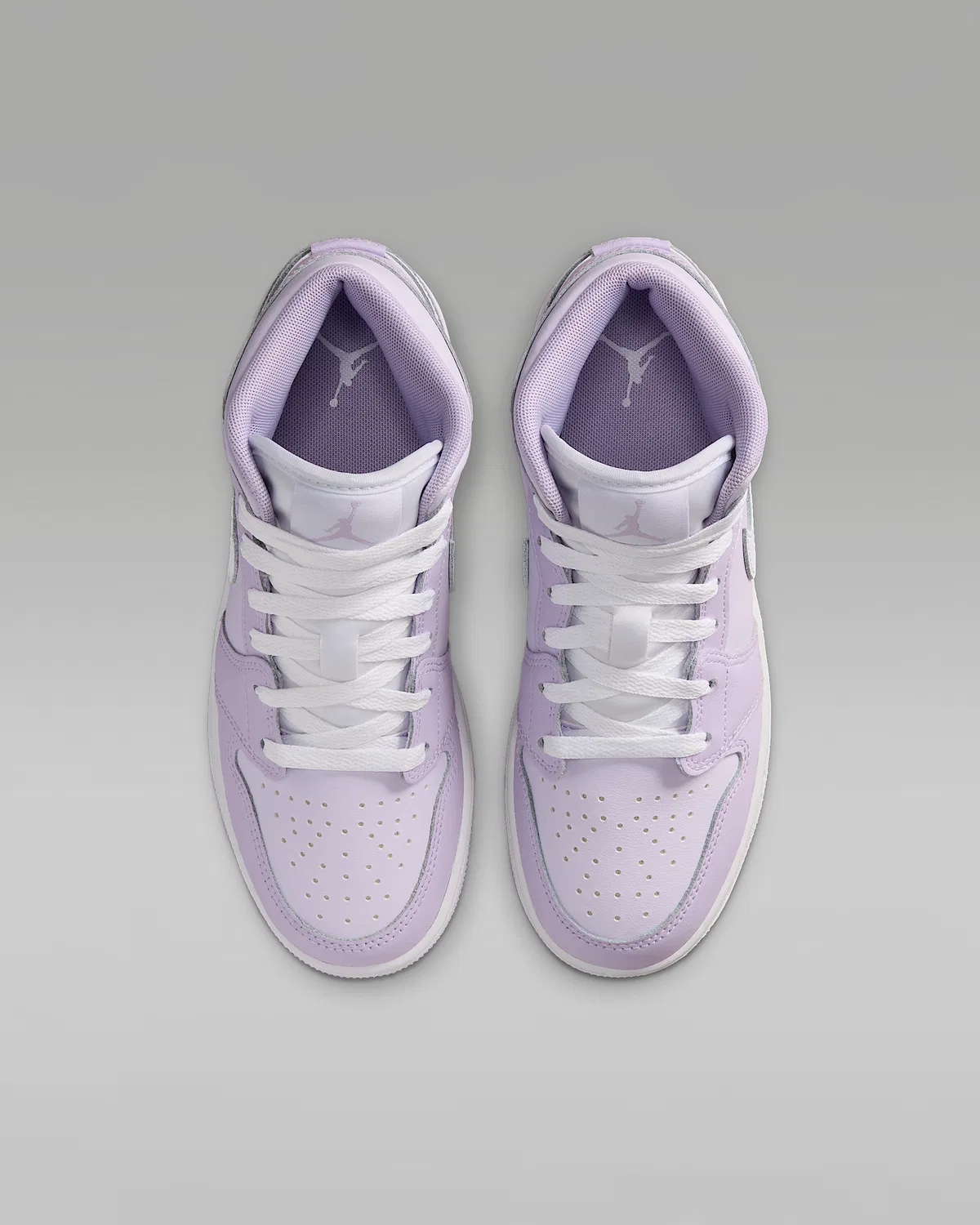Кроссовки Air Jordan 1 Mid для детей старшего возраста, Violet Mist/Barely Grape/White — фото 4