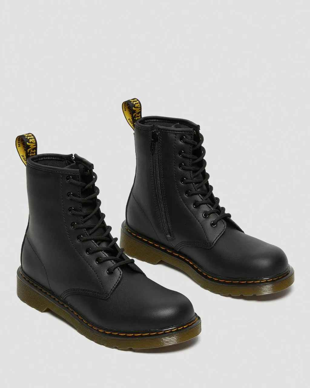 Ботинки Dr. Martens Youth 1460 Softy T, кожаные, на шнуровке, цвет Black — фото 4