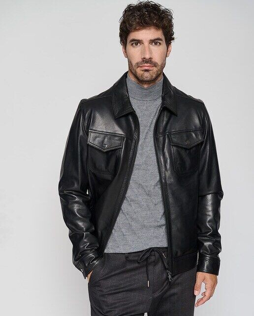 

Мужская куртка из кожи наппа с рубашечным воротником и нагрудными карманами Roberto Verino, черный