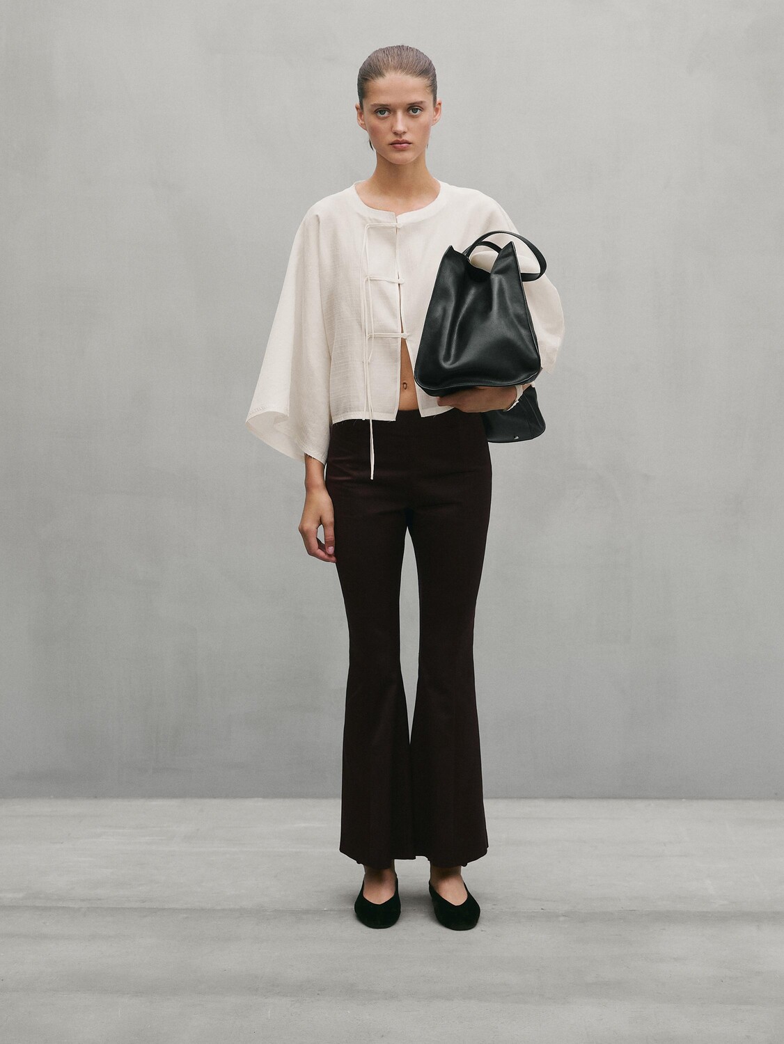

Рубашка из шелка с ленточными деталями - студия Massimo Dutti, бежевый