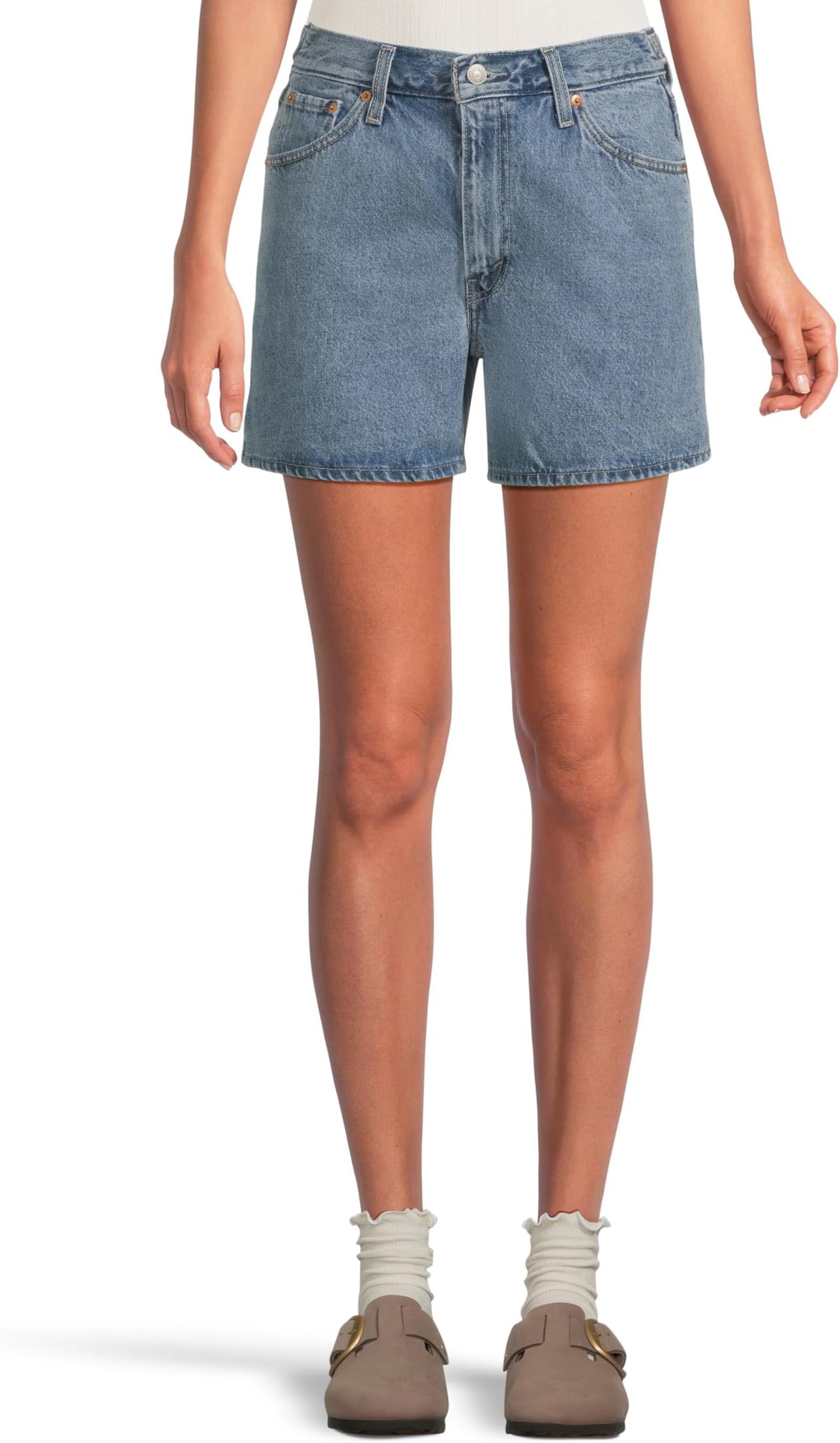 

Шорты Levi's Womens Cinch Mid-thigh Short, цвет Twisted Stone