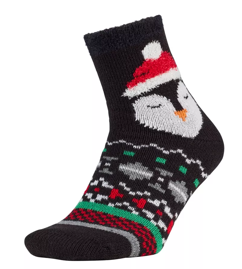 

Носки Northeast Outfitters Cozy Cabin для взрослых с праздничным рисунком до щиколотки, цвет Black Penguin