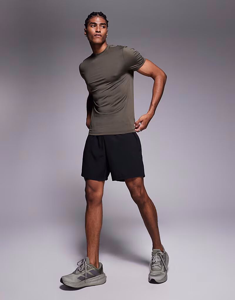 

4505 Icon muscle fit тренировочная футболка с быстросохнущей тканью цвета хаки