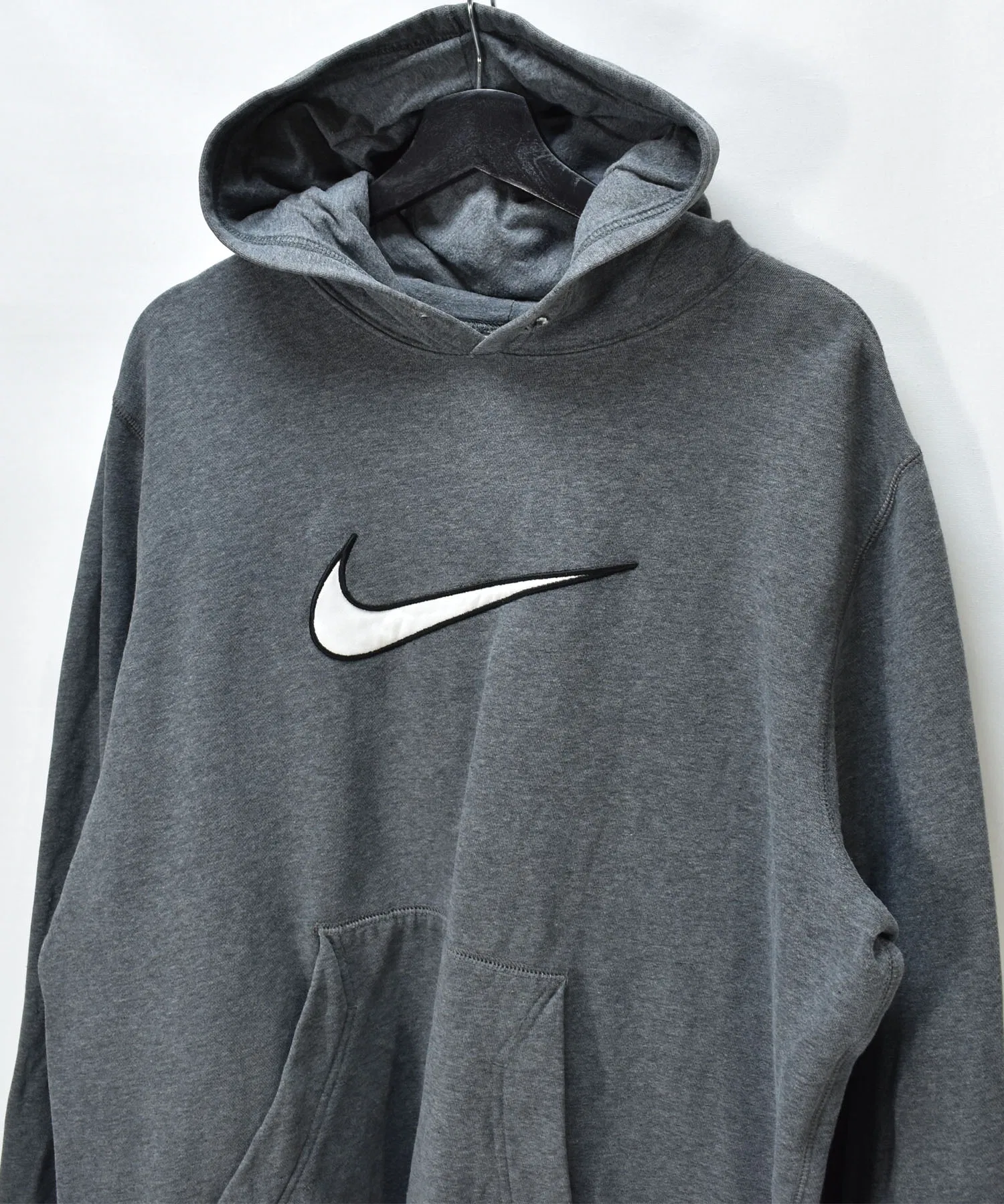 [Винтажная одежда] Толстовка с вышитым логотипом NIKE SWOOSH — фото 3