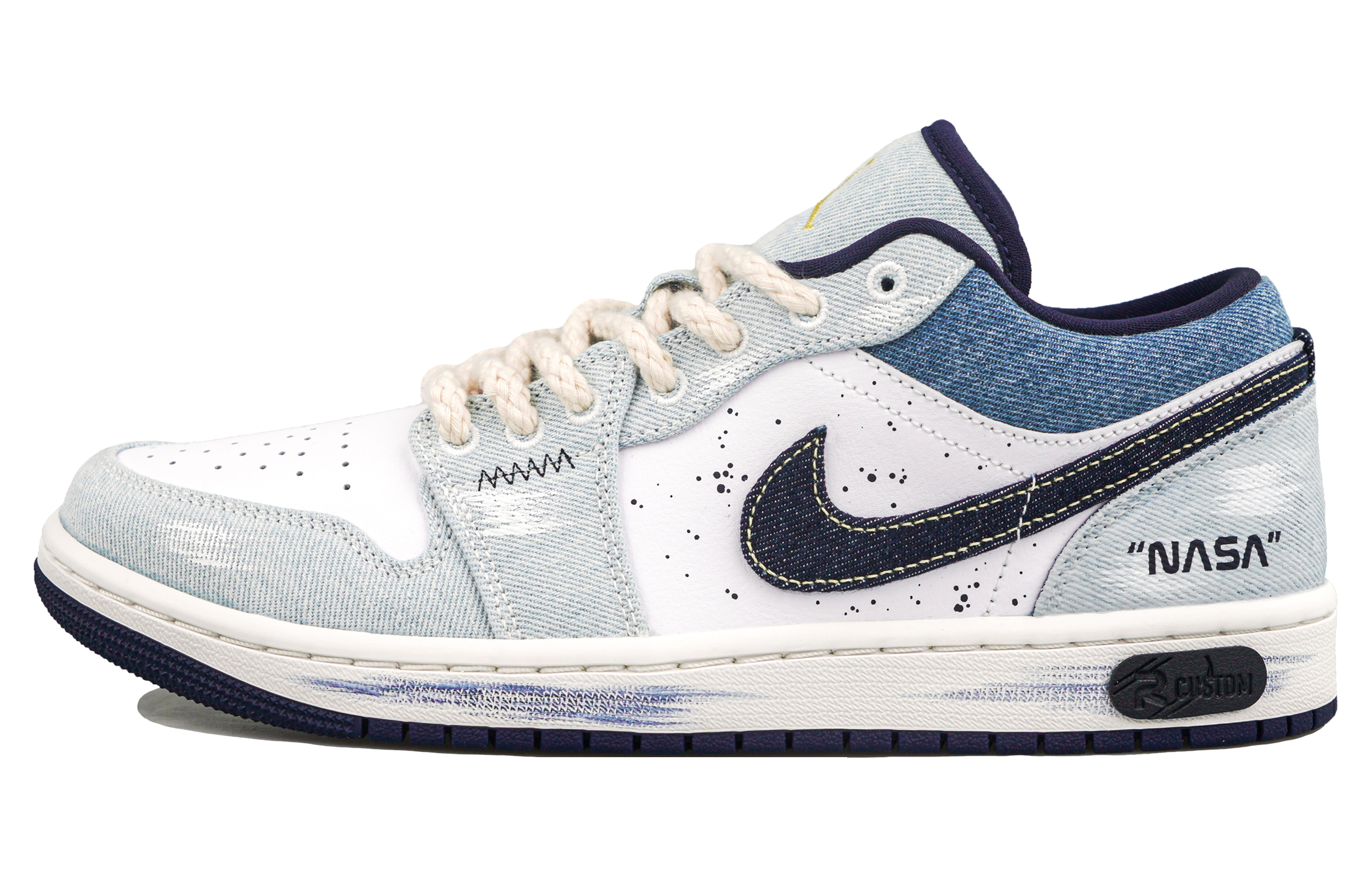 

Jordan Баскетбольные кроссовки Air 1 RISK Xingji Denim, износостойкие, низкие, винтажные, мужские, цвет белый, синий