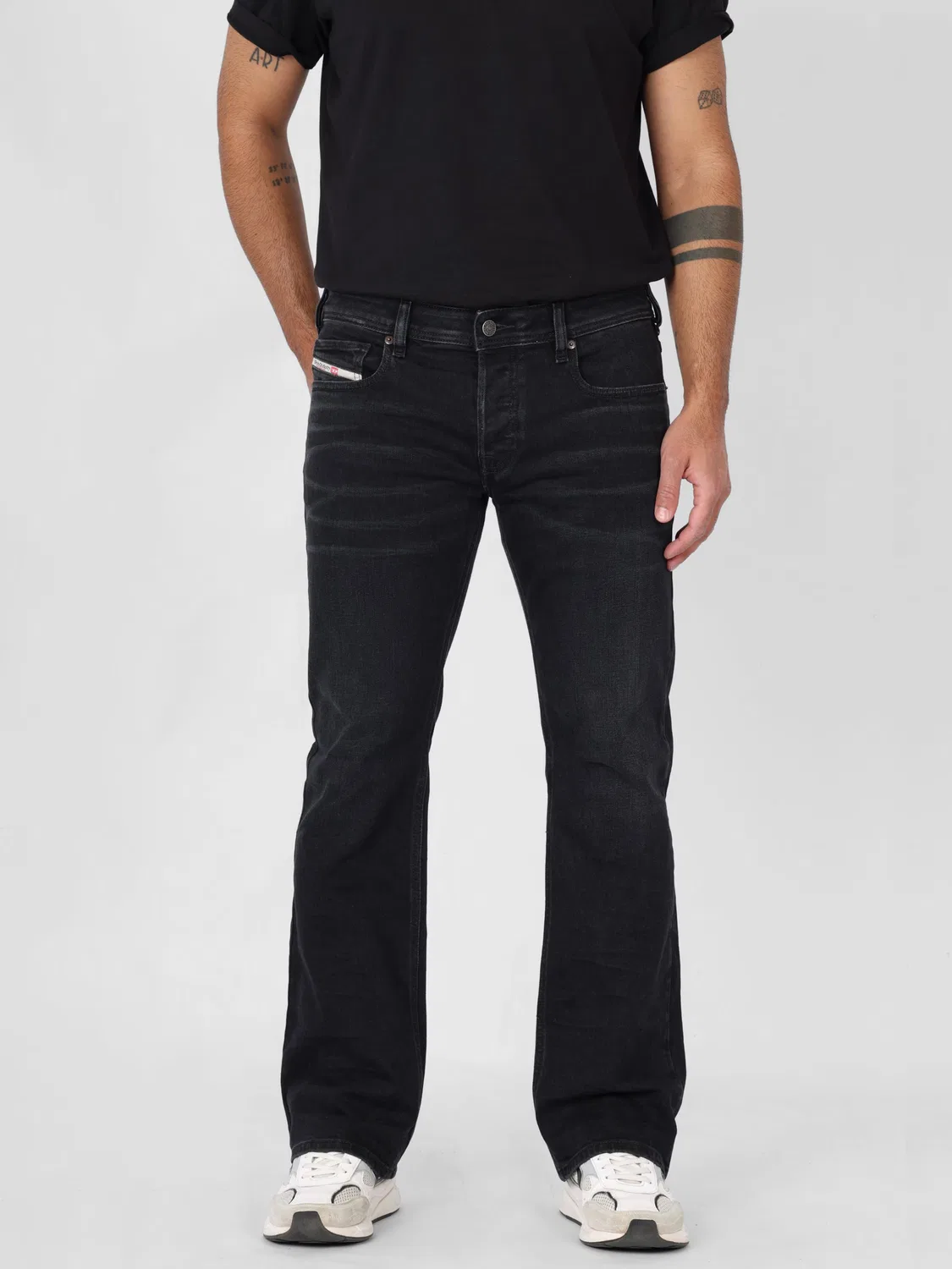 Джинсы Diesel Boot cut SLIM 2007 ZATINY-X из черного денима — фото 2