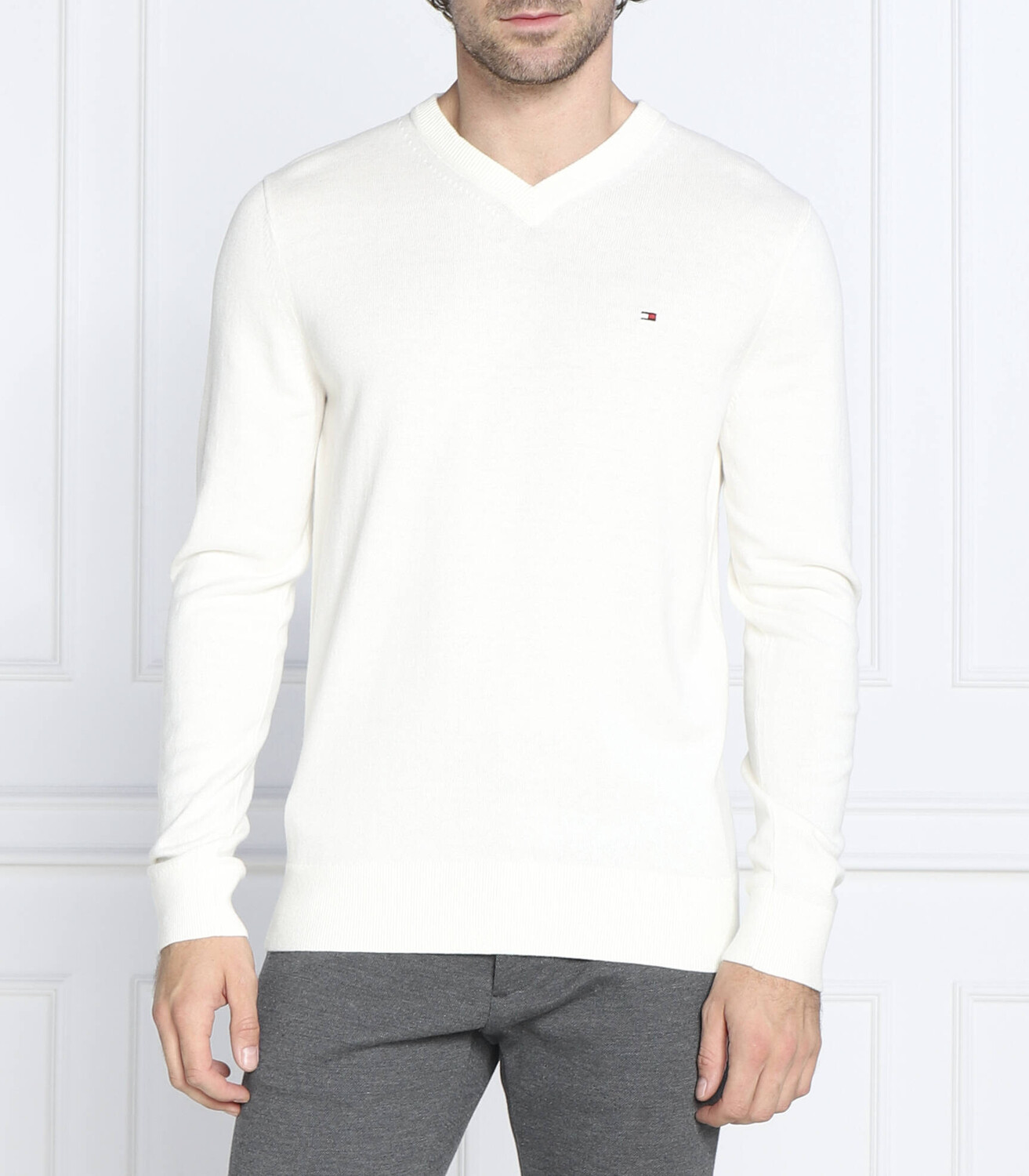 

Свитер Tommy Hilfiger regular fit, кремовый