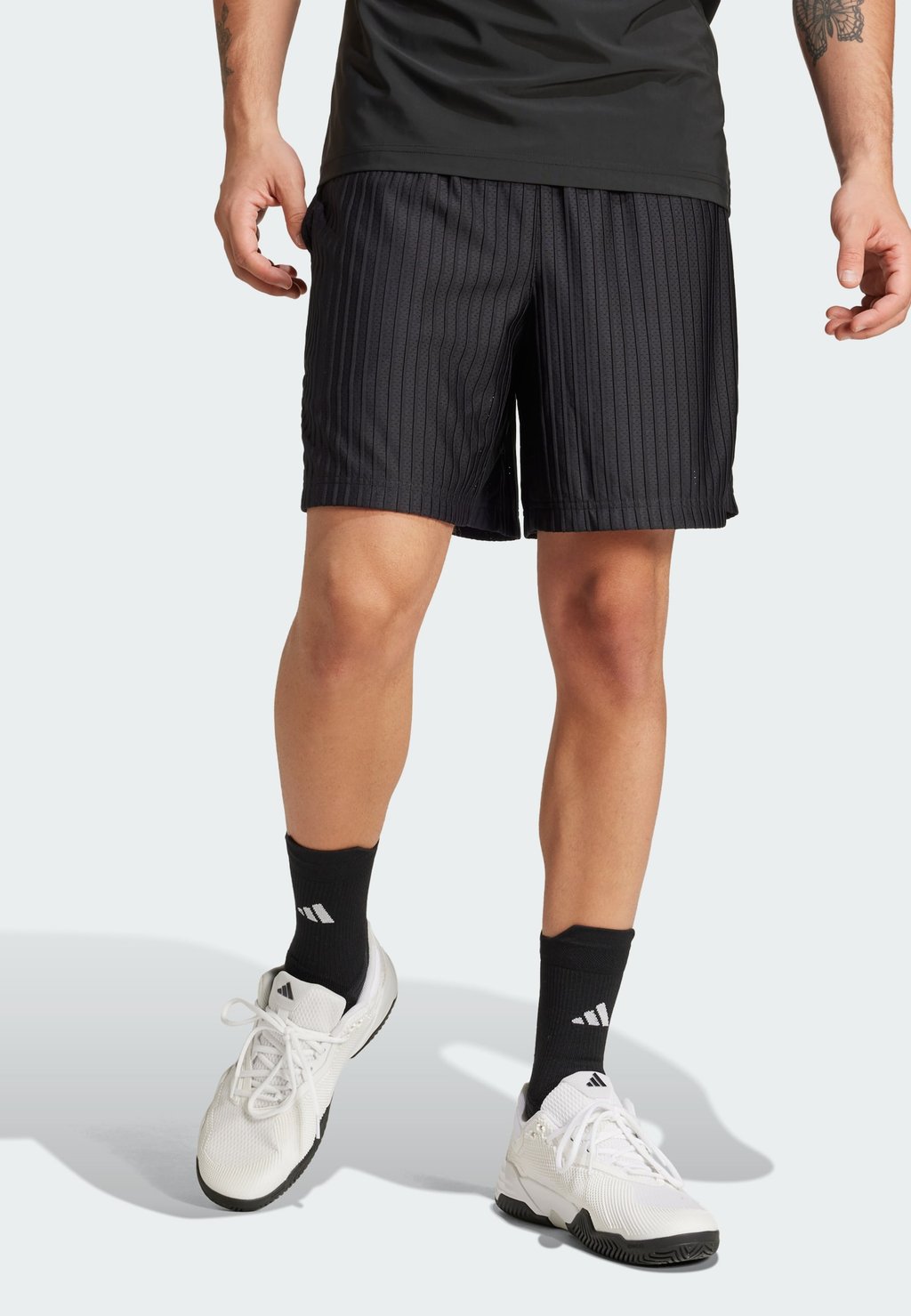 

Спортивные шорты SET Adidas Performance, черный