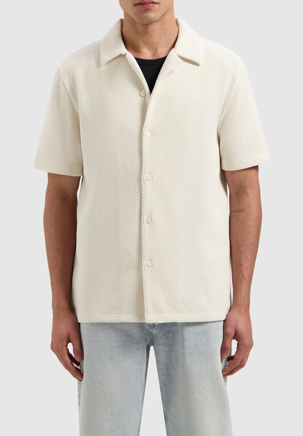

Рубашка REGULAR FIT SHORT SLEEVE Pure Path, молочный