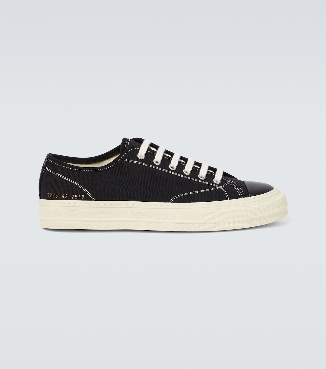 

Кроссовки Tournament из парусины Common Projects, черный