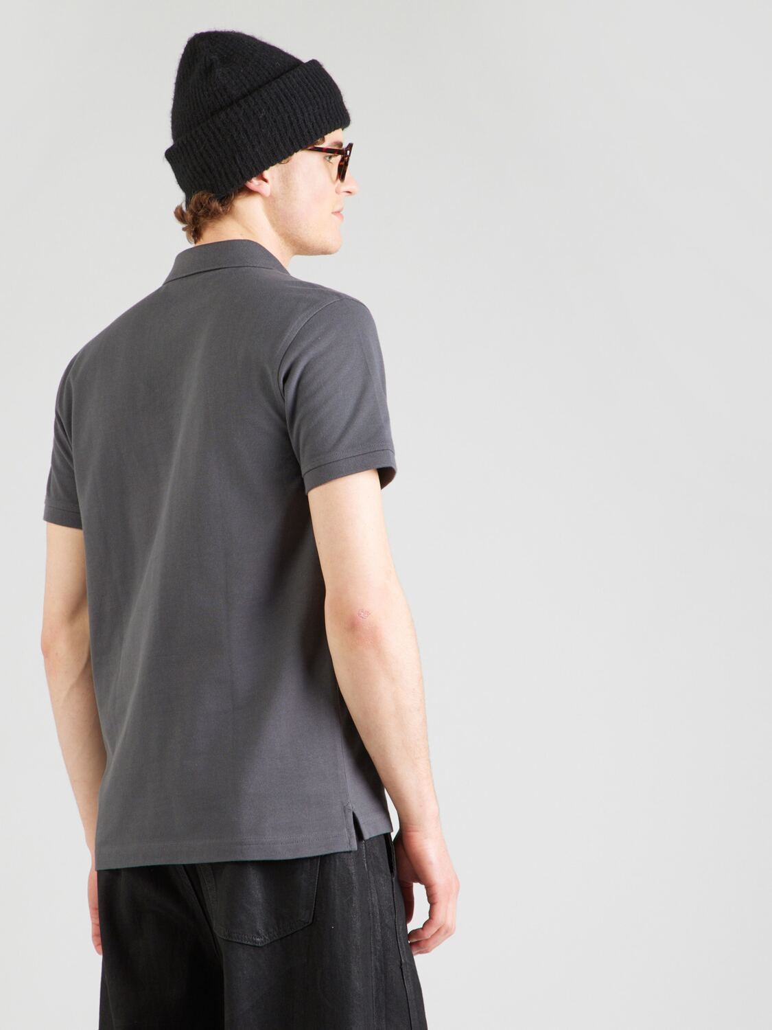 LEVI'S  Футболка 'Housemark Polo' в сером цвете — фото 3