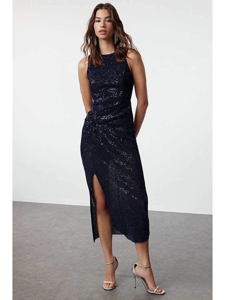 

Платье до колена trendyol Kleid, темно-синий