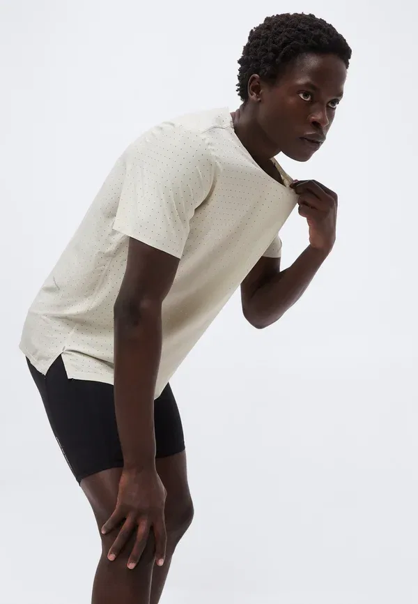 Футболка Adidas Performance Adi365 hermanos koumori tee basic t-shirt, серо-бежевый — фото 4