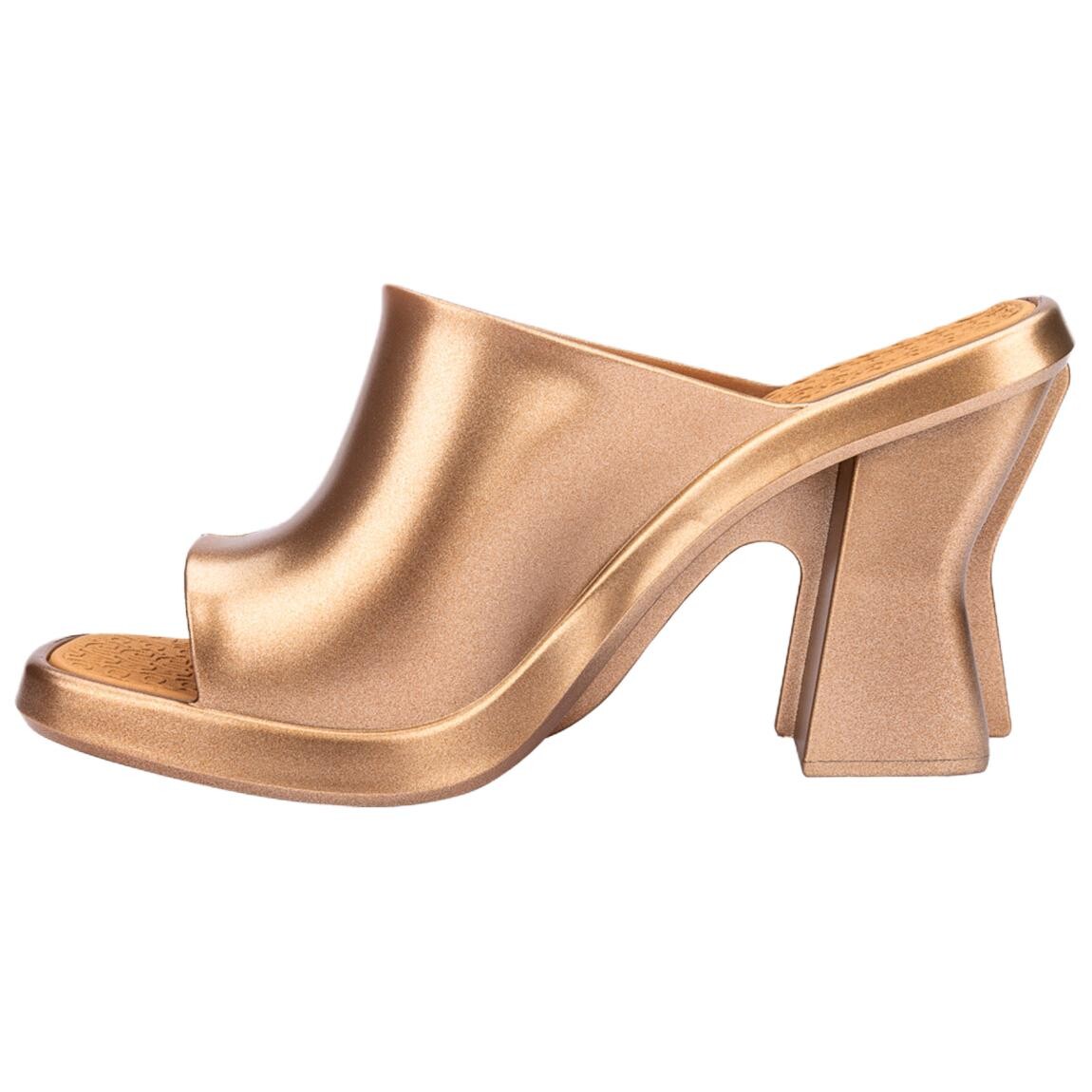 

Шлепанцы женские Melissa