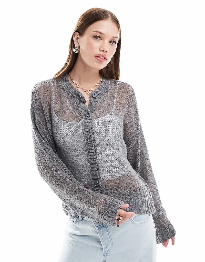 

Серый широкий вязаный кардиган с круглым вырезом ASOS DESIGN