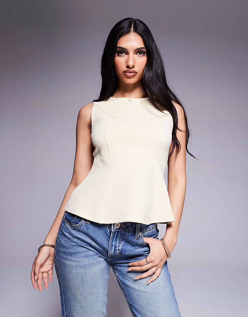 

Топ без рукавов ASOS DESIGN с баской и интерлоком лимонного цвета