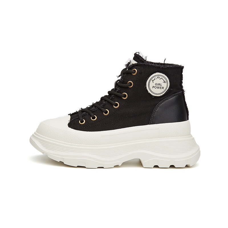 

Ботинки DAPHNE Martin Boots Women's